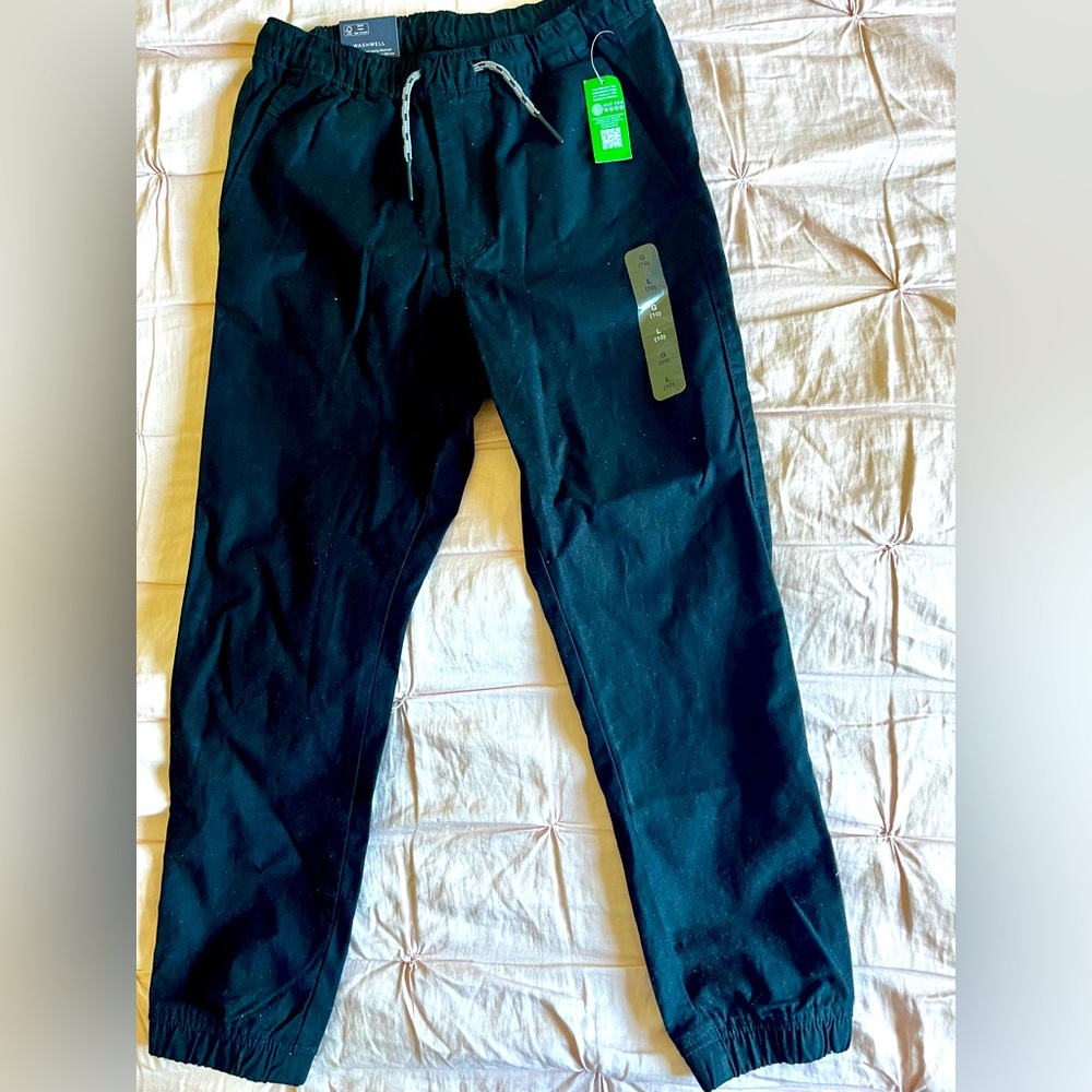 NWT GAP Everyday Comfort Joggers size L (10)